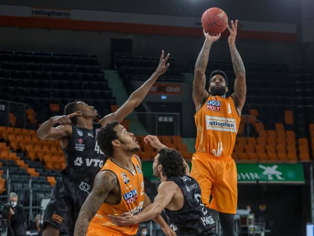 随着年轻选 随着年轻选